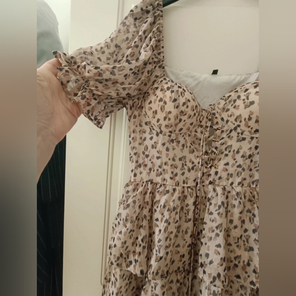 Leopard Print Ruffle Dress - Picture 2 of 6